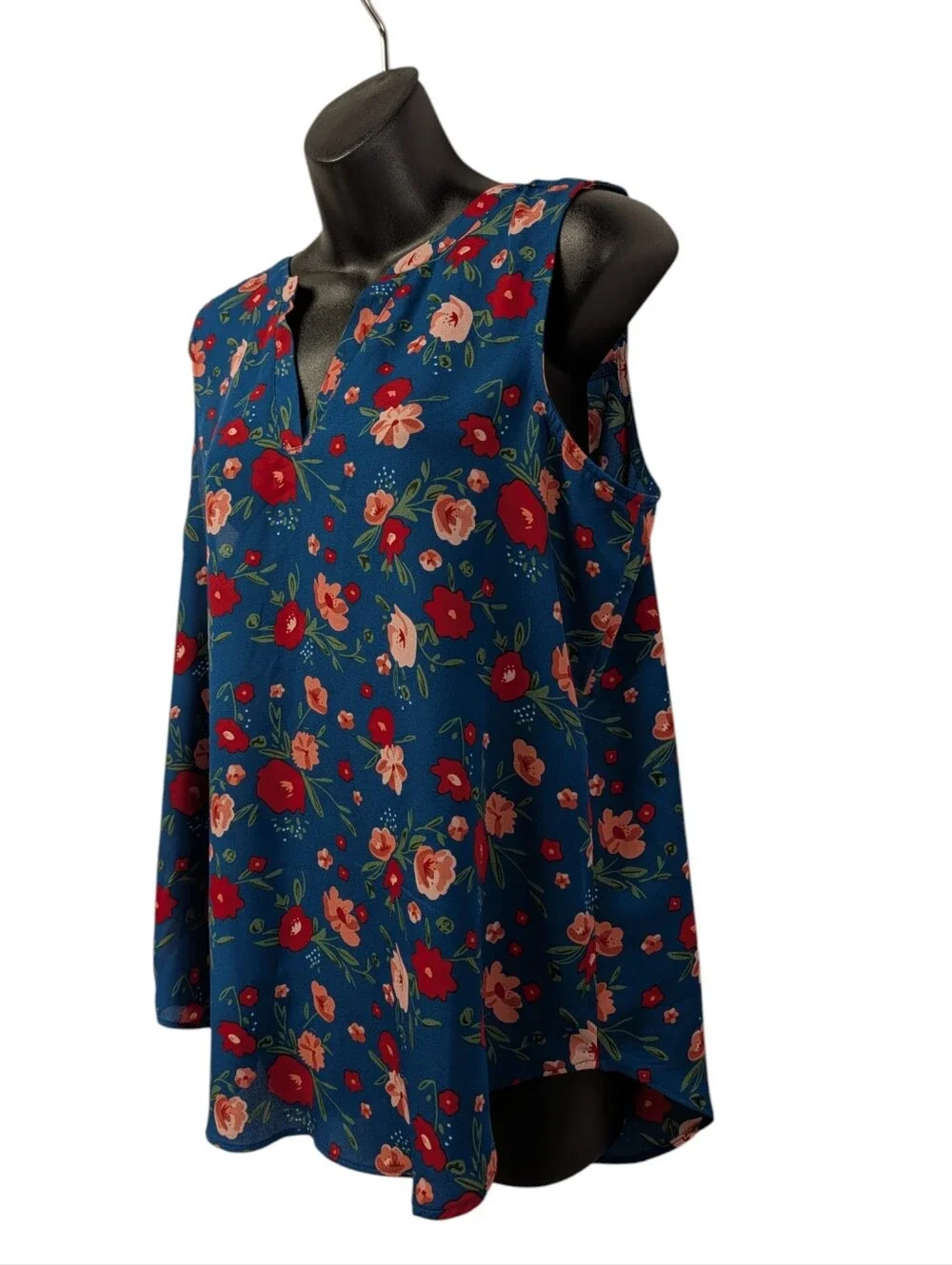 Maurices Size L Multicolor Floral Sleeveless V-Neck Blouse Top Poly NWT - Picture 3 of 7